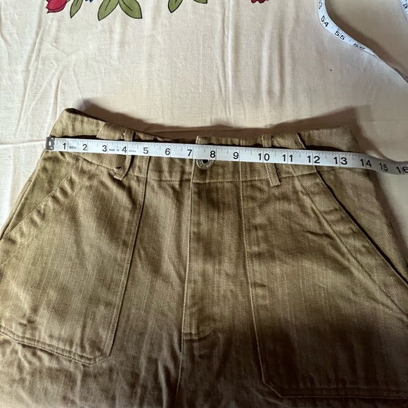 Paper Moon Olive Cargo Shorts Medium - Picture 5 of 8
